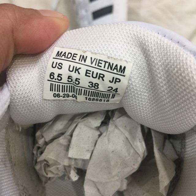 adidas 1686818