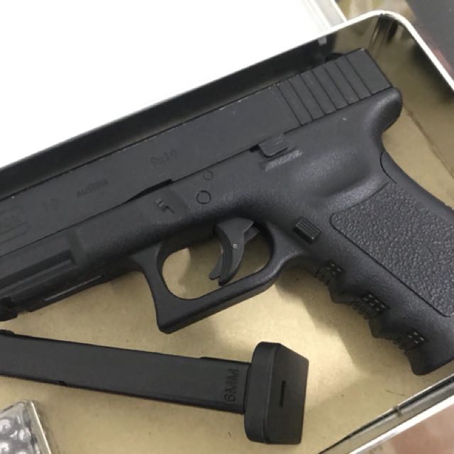 Airsoft Gun Glock 19, Sports Equipment, Sports & Games, Water Sports