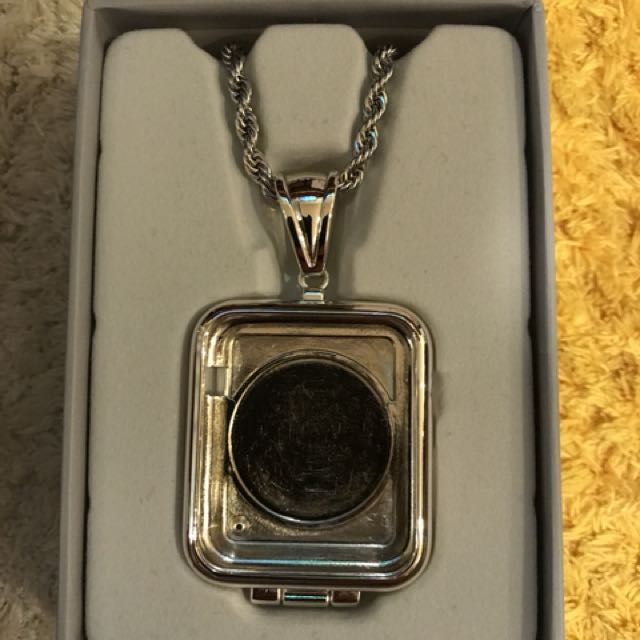 Vobara apple watch necklace 2025