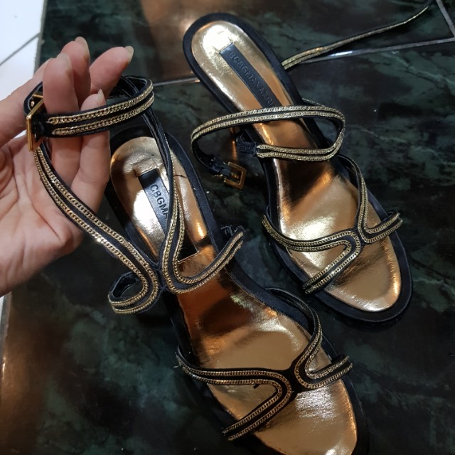 High Heels beli 3.5 juta Fesyen Wanita Sepatu di Carousell
