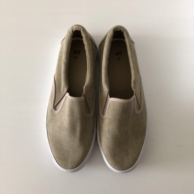 H M Shoes Men S Sand Brown Cotton Canvas Slip Ons Men S Fashion Footwear Slippers Sandals On Carousell