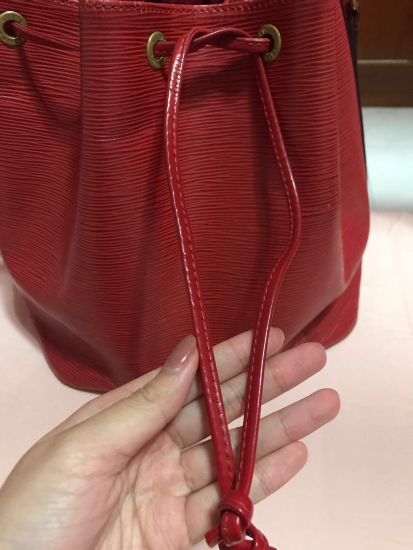 Louis Vuitton 1996 Petite Noe Red Epi M44107 – AMORE Vintage Tokyo