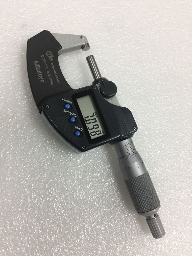 Mitutoyo Digital Micrometer, Furniture & Home Living, Home Improvement