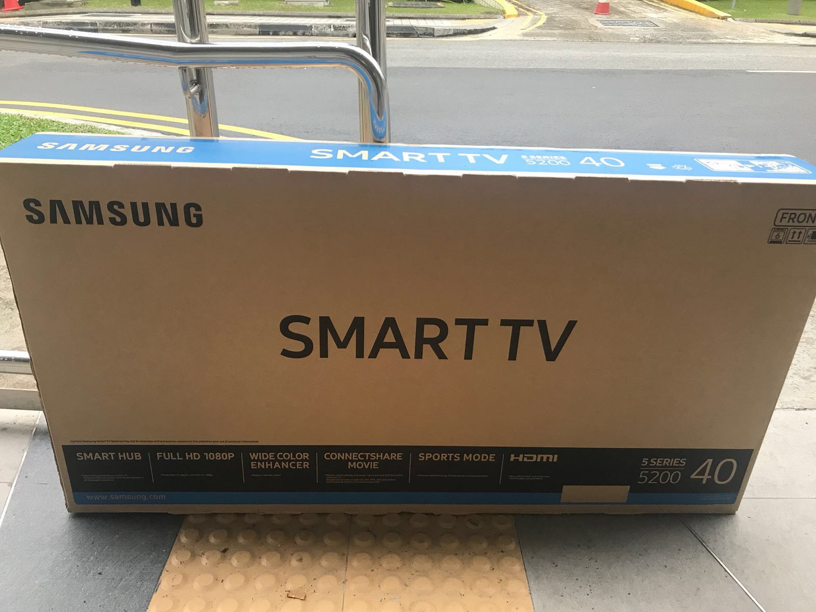 UA40J5200DK (Samsung 40 Smart TV), TV u0026 Home Appliances, TV u0026  Entertainment, TV on Carousell