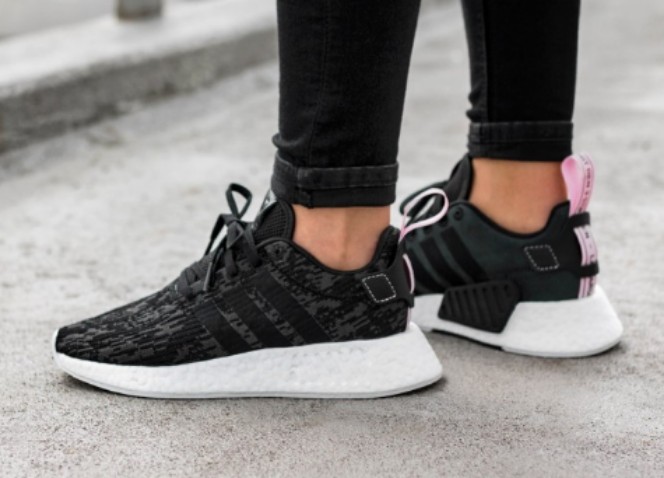 Nmd r2 black and pink outlet