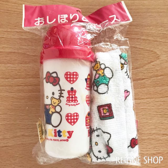 HELLO KITTY TOWEL AND CASE (Category: Changing Mats & Accessories) located in Pasig City. Submitted by reigneshop (Listing ID 156816726, Image 1). Description: .