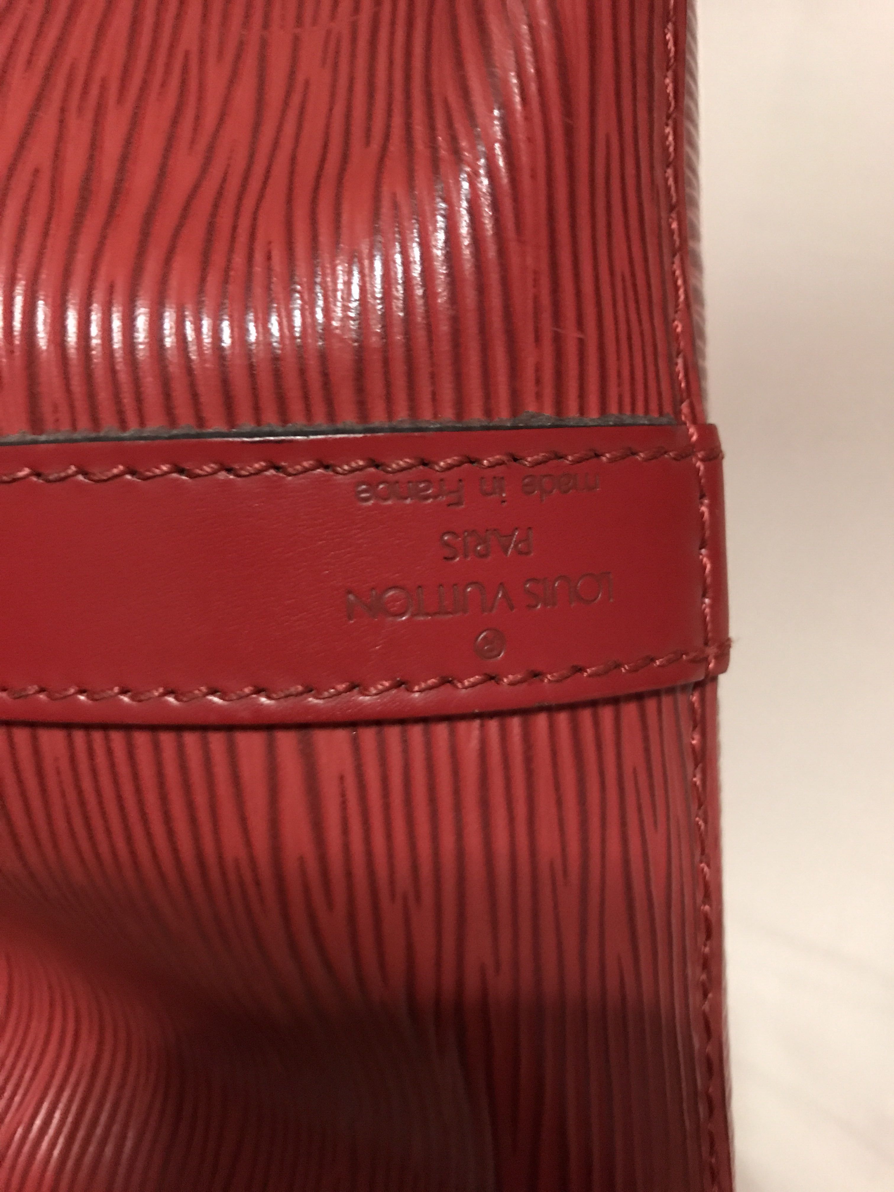 Louis Vuitton '16 'Noe' Nano Epi Leather Bucket Bag – The Little Bird