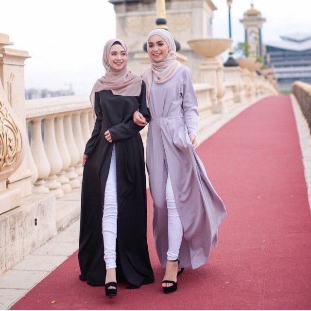 dress red carpet muslimah