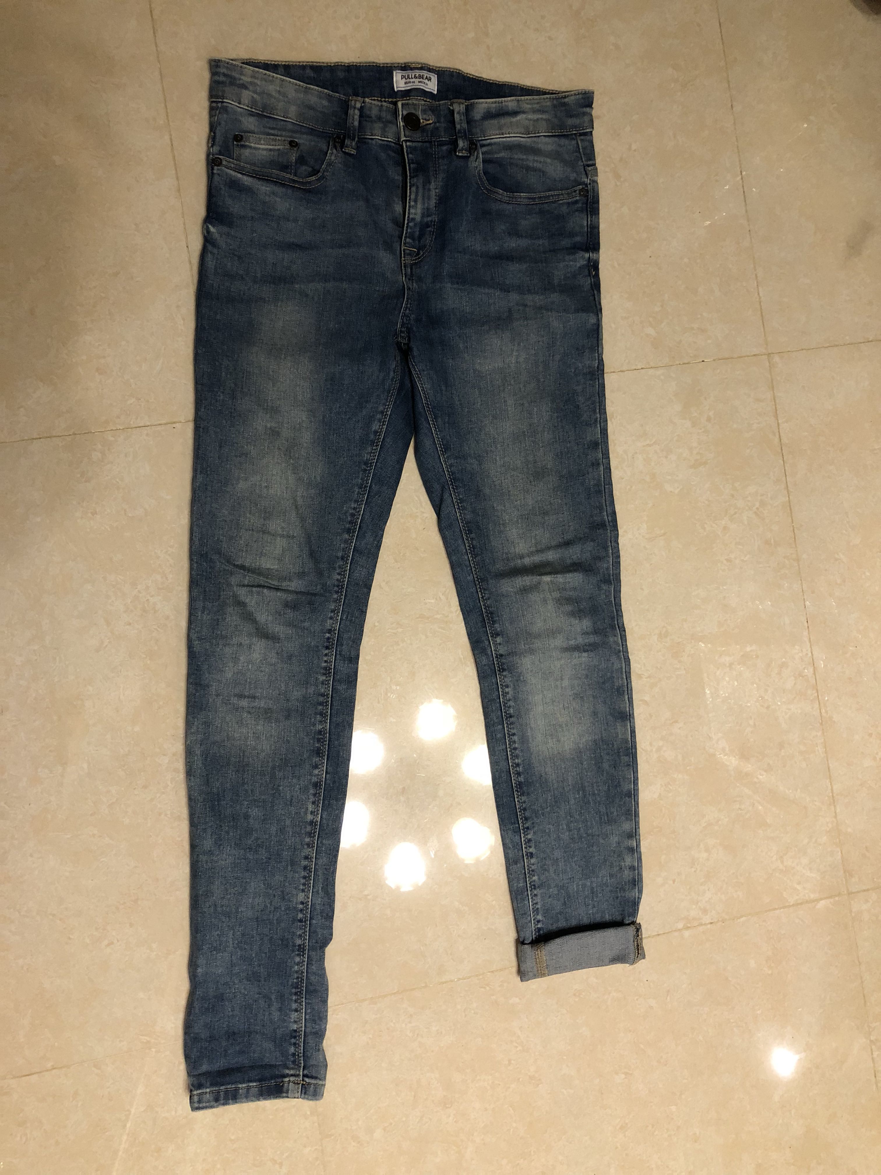 Pull&bear （分類：沙灘褲）位於 Hong Kong。 由 kcy00 提交（商品編號 156873229，圖片 2）。簡介： 。