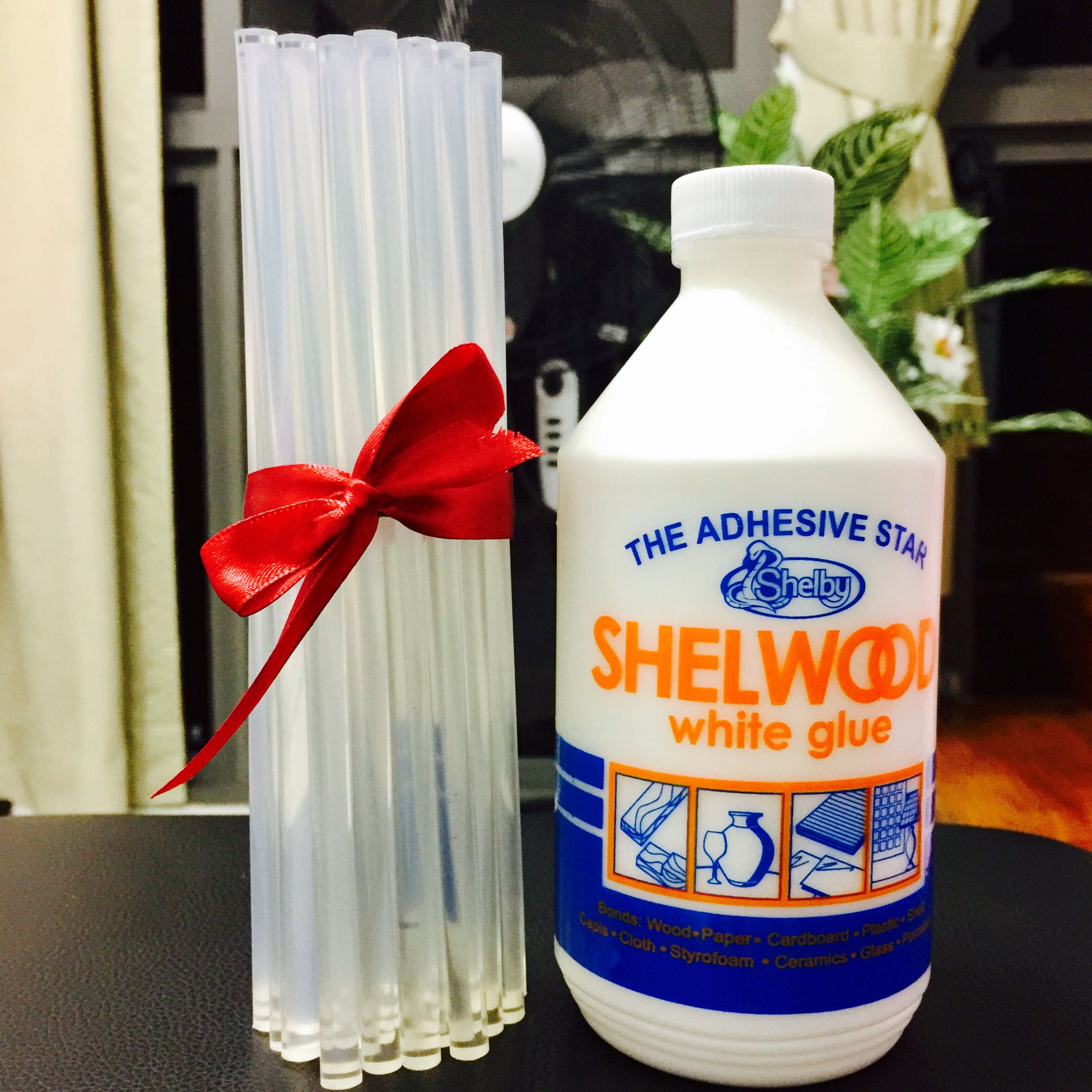 White Glue 500ml And Clear Glue Stick 3dozens Design Craft