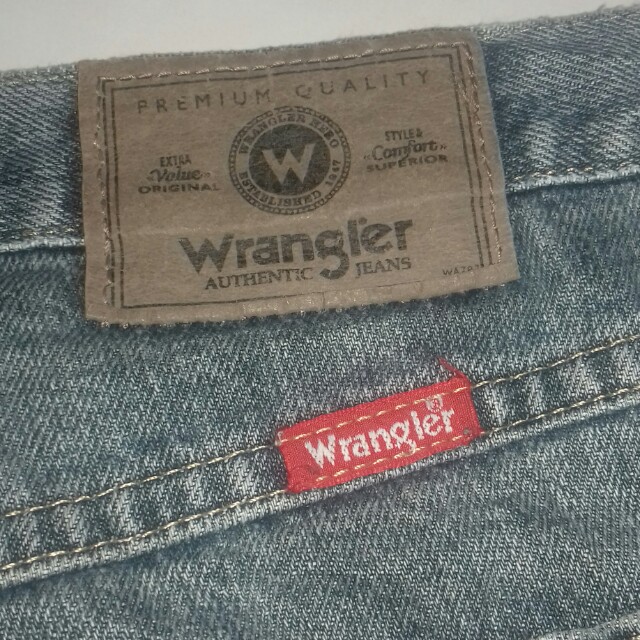 Wrangler authentic best sale jeans premium quality