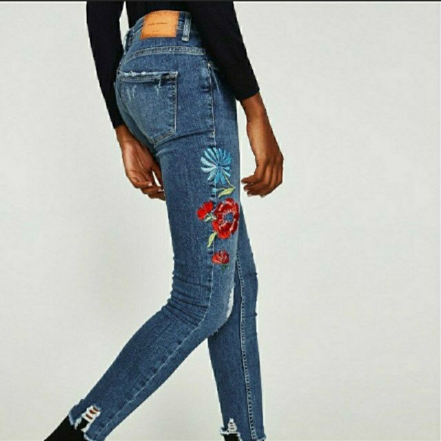 Zara women Embroidered Floral Jeans USA 
