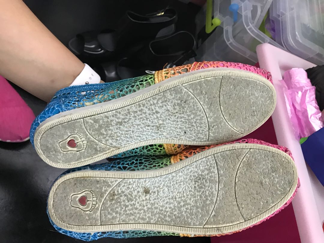Bobs rainbow shoes top