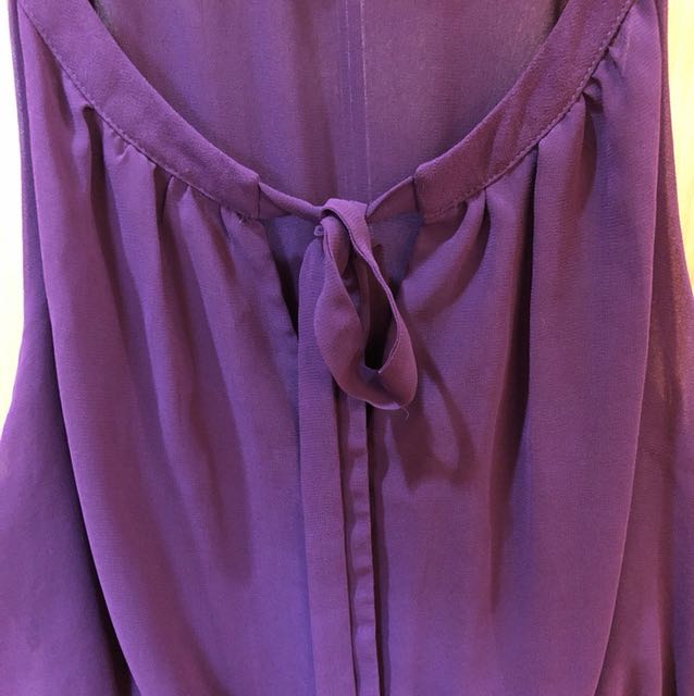 Forever 21 Purple Dress (Category: Dresses) located in Pasig City. Submitted by chamgo (Listing ID 156936498, Image 2). Description: Pre-loved RFS: Decluttering Condition: loose stitching at the back (photo posted).