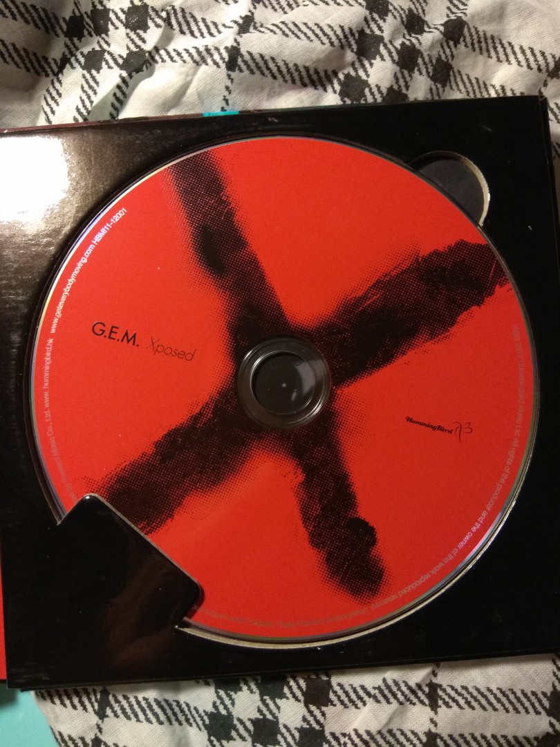 G.E.M. 鄧紫棋 Xposed 專輯, 興趣及遊戲, 收藏品及紀念品, 明星周邊 - Carousell