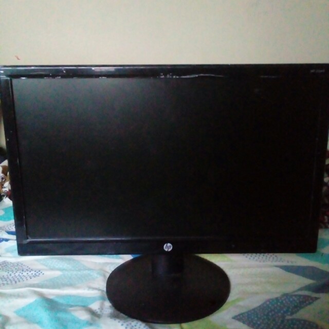 HP 20d Monitor 20 inch monitor, TV & Home Appliances, TV
