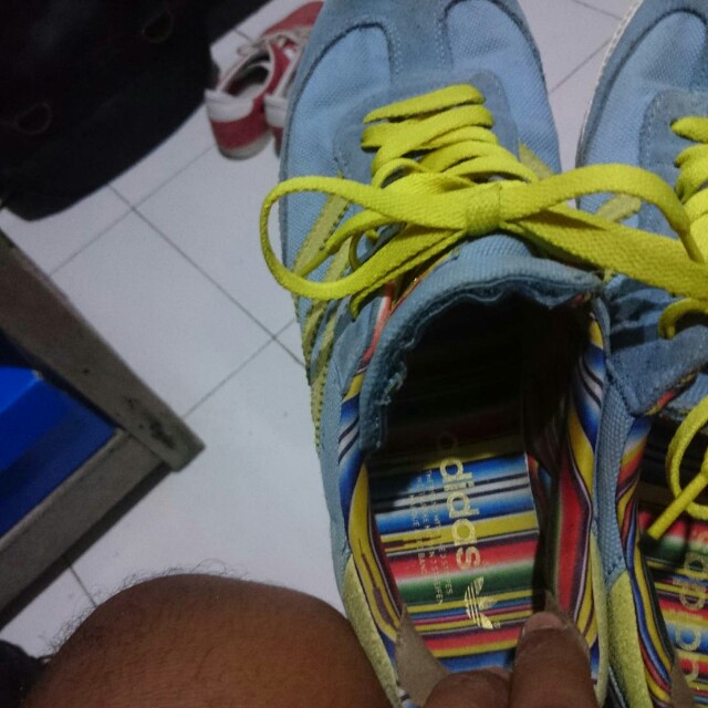 Sepatu Adidas Samba 619 Light Blue Trainers Rare Limited Edition made in Indonesia Replace box kondisi 93 mulus warna pekat size 42