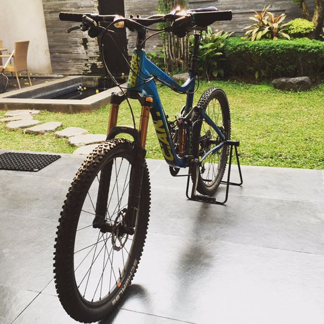 Sepeda Giant Reign All Mountain Sports Bicycles On Carousell