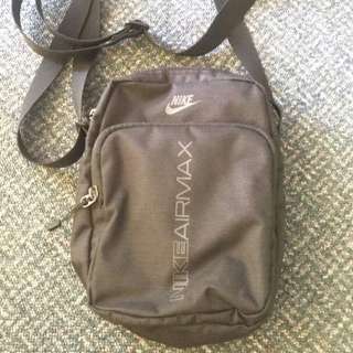 nike small air max bag nike small air max bag