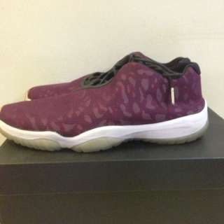 Red jordan future on sale low