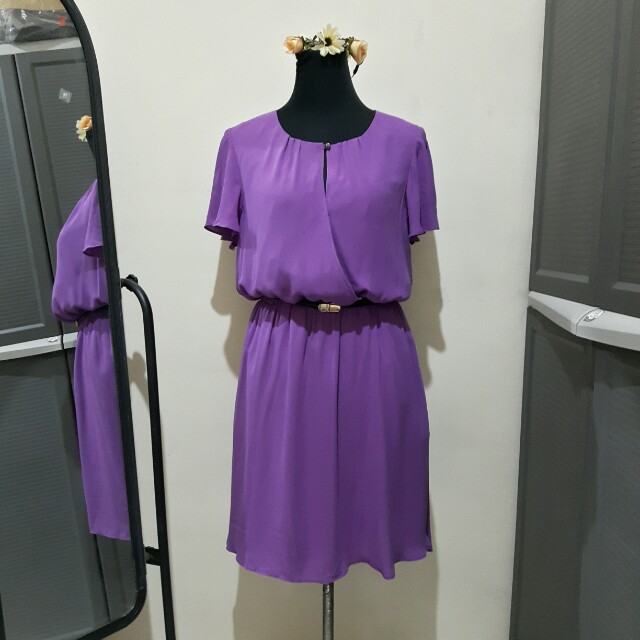 Banana republic dress (Category: Traditional & Ethnic wear) located in Quezon City. Submitted by simplycarmen (Listing ID 157182500, Image 3). Description: In excellent condition Almost new condition Garterized waist.