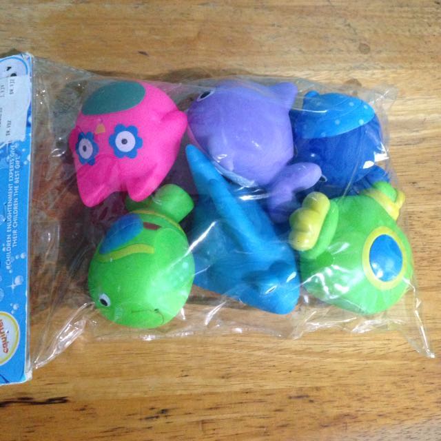 Bath Toys- 6 pc Animals Squirter (Category: Infant Playtime) located in Makati City. Submitted by citromon_potpourri (Listing ID 157100025, Image 3). Description: Material: Rubber Funny bath game Colorful 6 pc set of animals squirter Warning: Pls remove all packaging materials before giving the toy to a child..