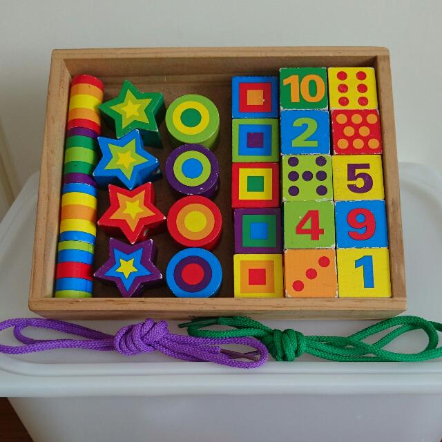 melissa and doug threading toy