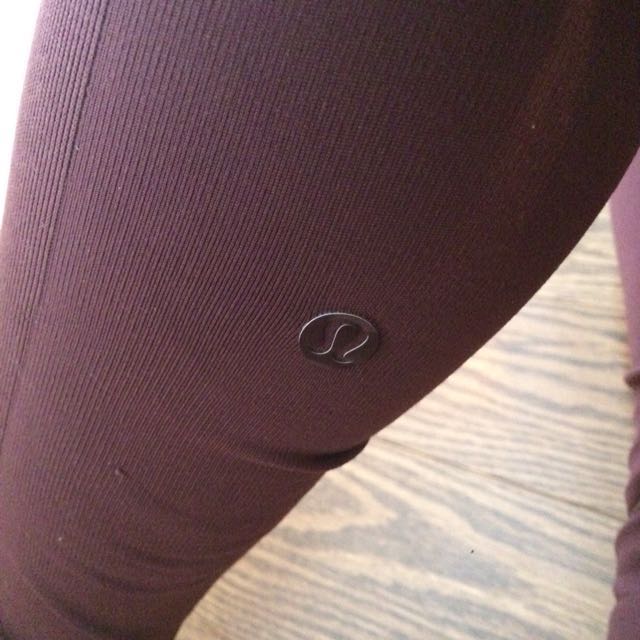 MINT Lululemon leggings maroon / burgundy, Women's Fashion, Clothes on  Carousell