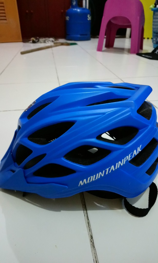 Mountain peak helmet clearance