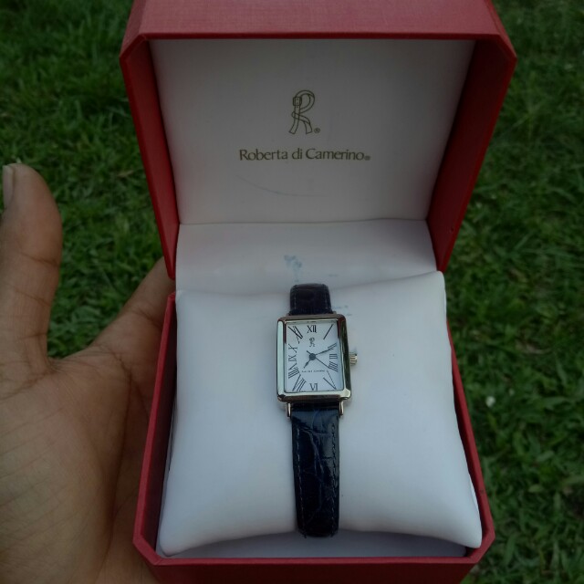 Roberta di camerino quartz Women s Fashion Watches Accessories