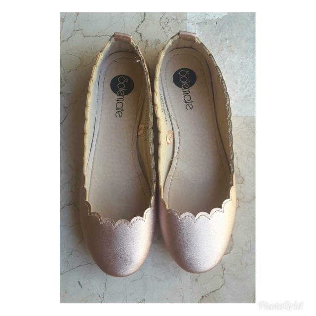 solemate flat shoes