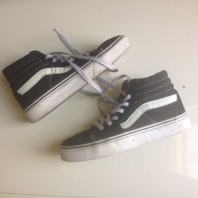 VANS OLD SKOOL HI TOP BLACK PREMIUM, Fesyen Wanita, Sepatu di Carousell