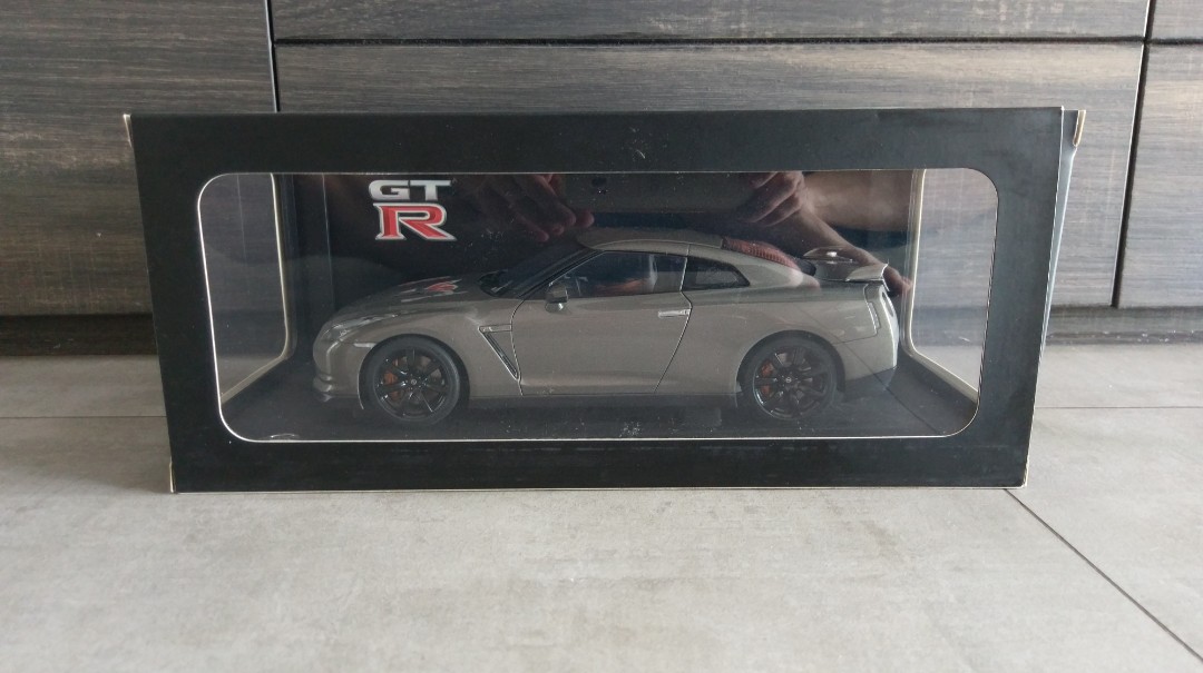 autoart nissan gtr