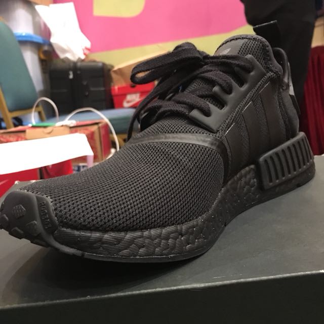 adidas nmd r1 full black