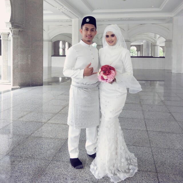 Simple Design Baju Kahwin