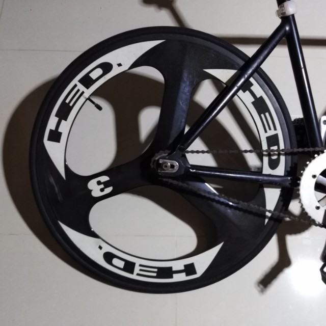 tri spoke front wheel 700c