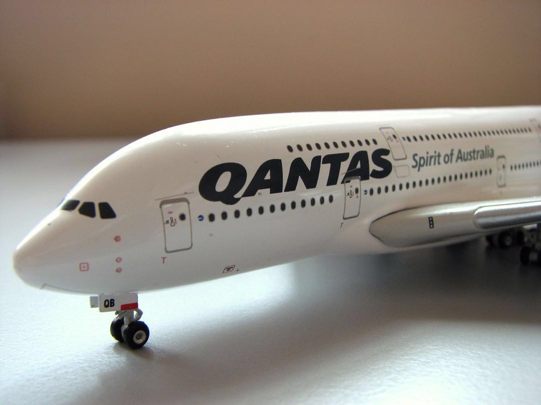 airbus a380 toy model
