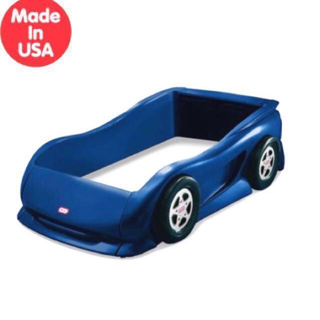 Little tikes mini car bed ( Reduce to clear), Furniture, Beds & Mattresses on Carousell