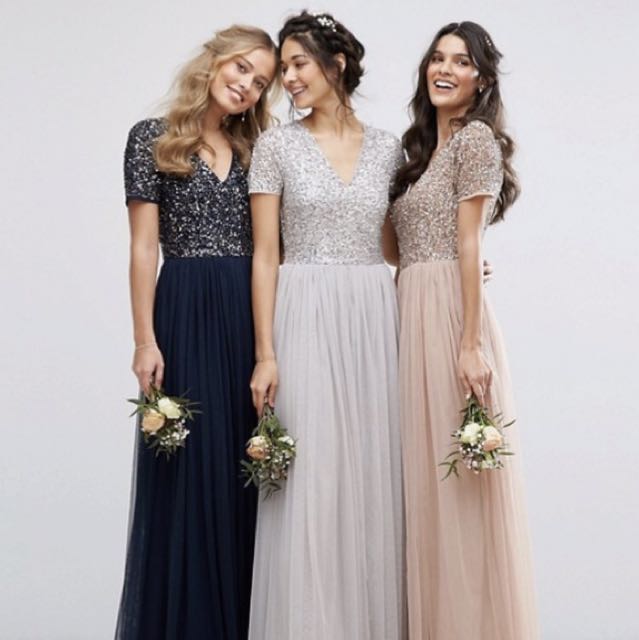 Maya V Neck Maxi Tulle Dress with Tonal Delicate Sequins Women s Fashion Muslimah Fashion Dresses on Carousell
