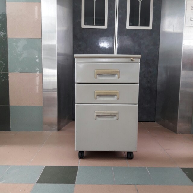 Metal Cabinet Office Cabinet Small Cabinet Furniture Shelves