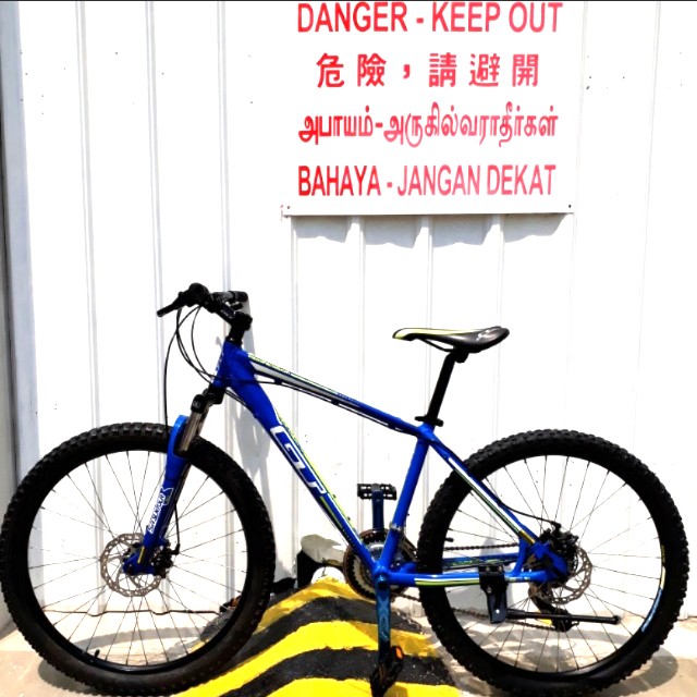 gt aggressor 2.0 mountain bike