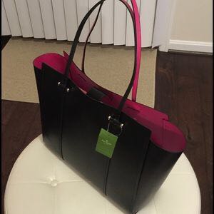 Kate spade black 2025 tote with pink inside