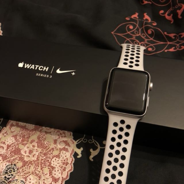 Watch часы 3 42mm. Apple watch Series 3 42 mm. Apple watch 3 42 mm Nike. Apple watch 3 Nike. Apple watch Series 3 Nike+ 42.