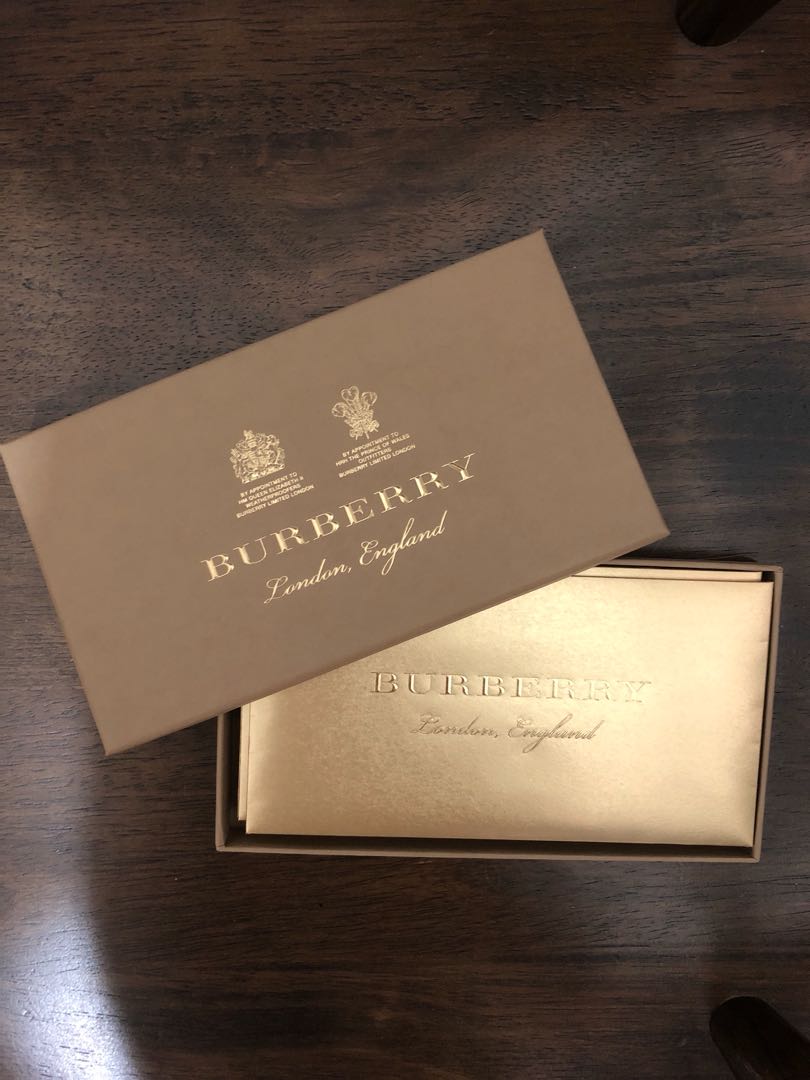 burberry stationery