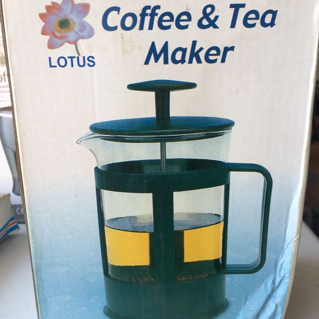 Coffee and Tea Maker (Category: Coffee Machines & Makers) located in Paranaque City. Submitted by tsentiatsen (Listing ID 129945920, Image 1). Description: Type: Coffee & Tea Makers.