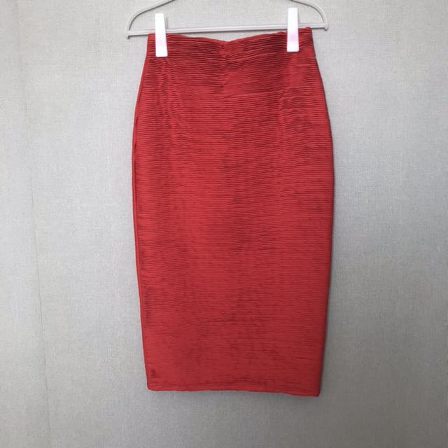 red midi bodycon skirt