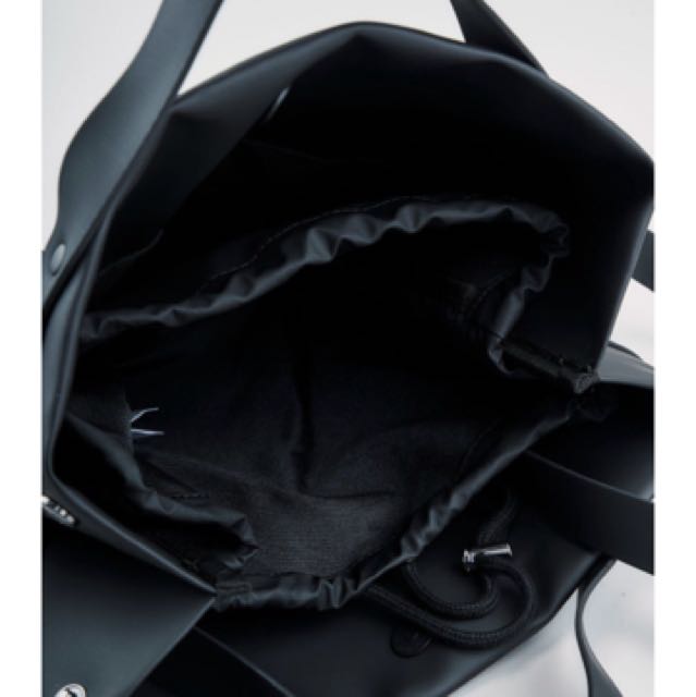Rains shift bag black sale