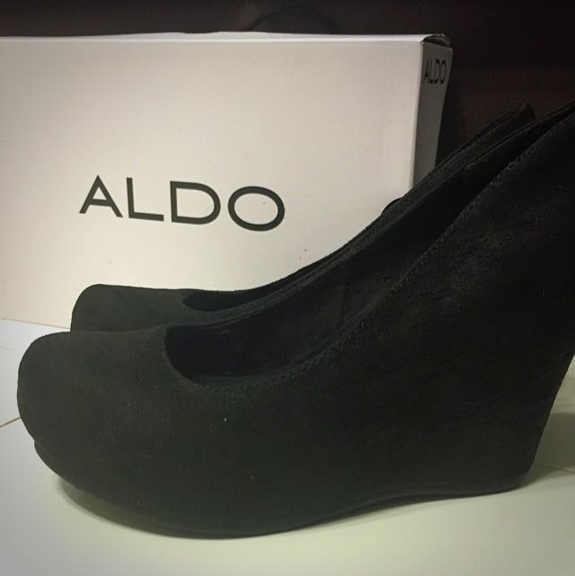(REDUCED) Aldo Suede Wedge, Women's Fashion, Footwear, Loafers on Carousell