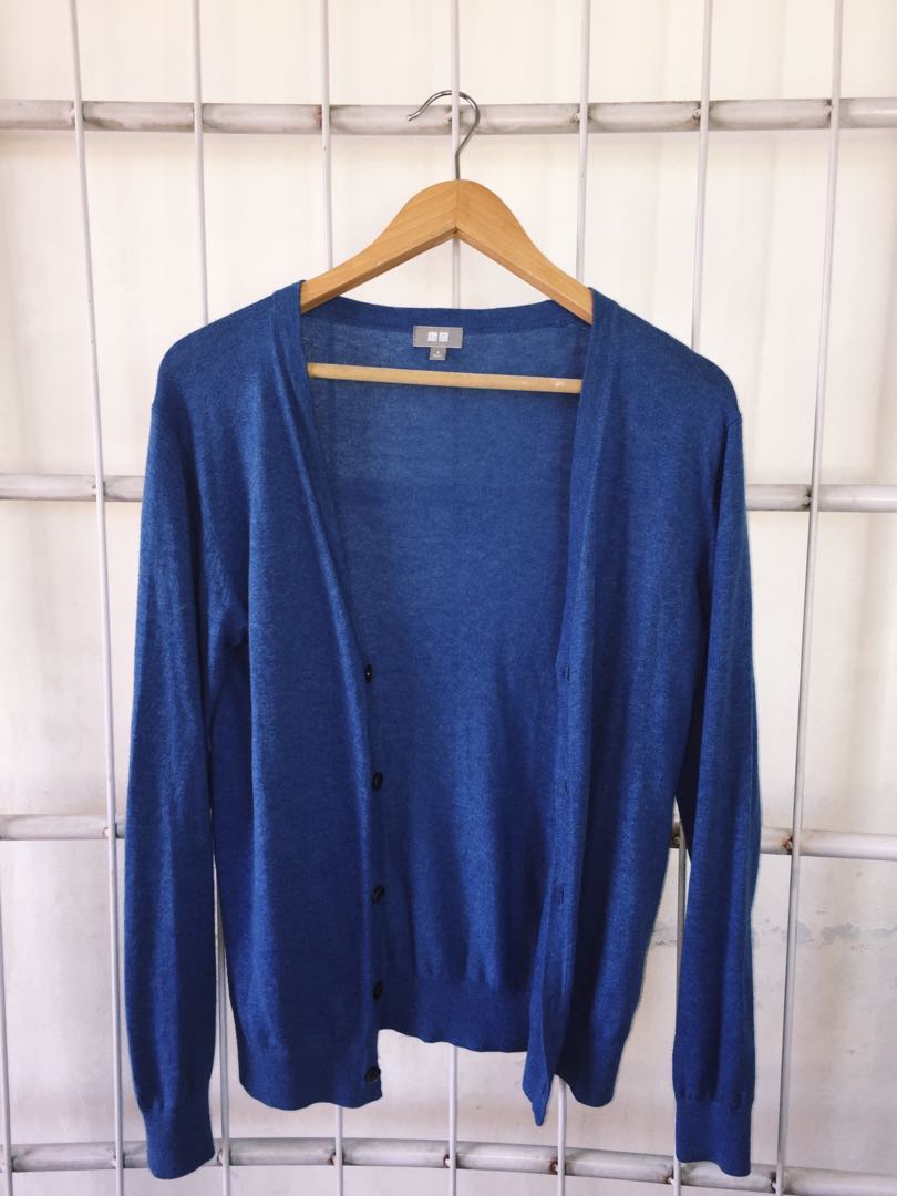 uniqlo blue cardigan