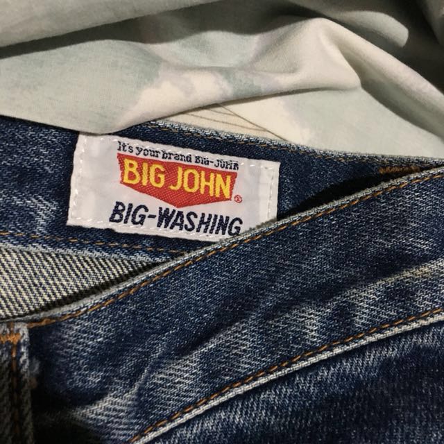john mom jeans